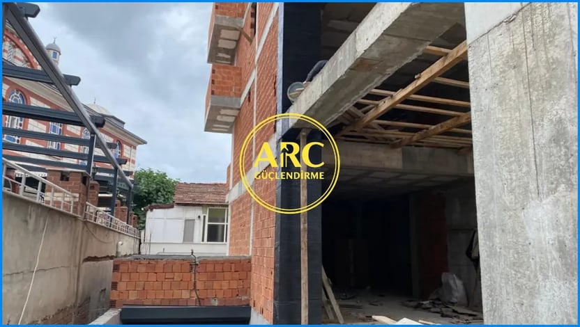 Öne çıkan resim: Karbon Fiber ile Kolon Güçlendirme: Eski Binalara Yeni Bir Canlılık